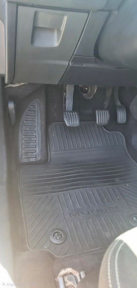 Ford Mondeo 10 of 16