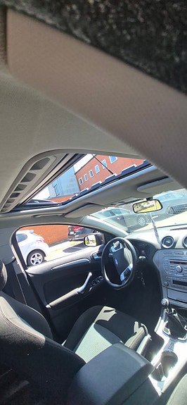 Ford Mondeo 12 of 16