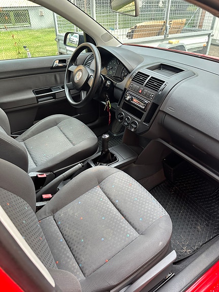 Volkswagen Polo 5 of 5