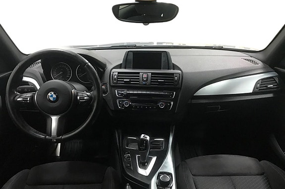 BMW 118d 12 of 23
