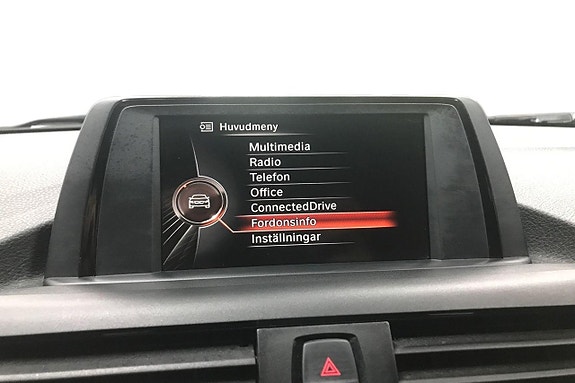 BMW 118d 18 of 23