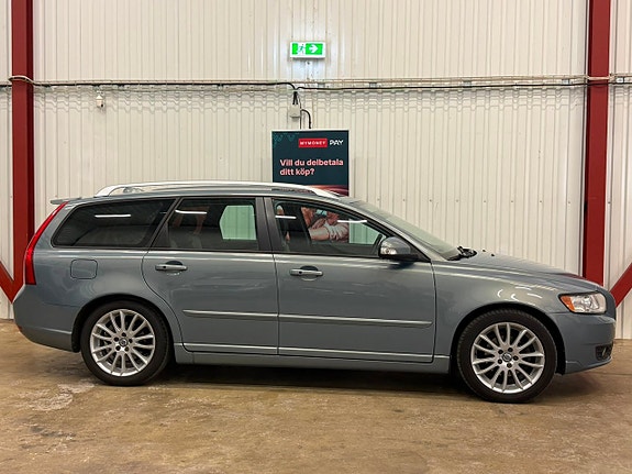 Volvo V50 8 of 21
