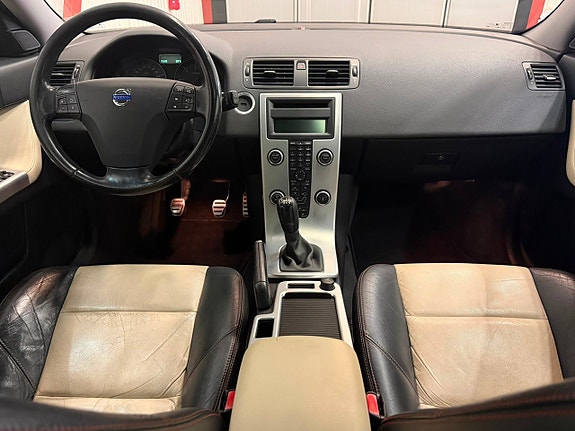 Volvo V50 14 of 21