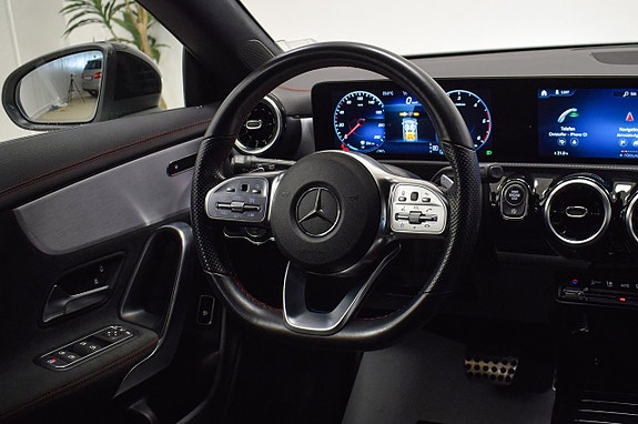 Mercedes-Benz CLA200 d 9 of 27