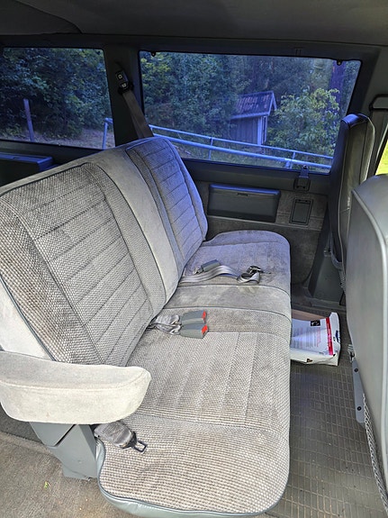 Chevrolet Astro 2 of 5