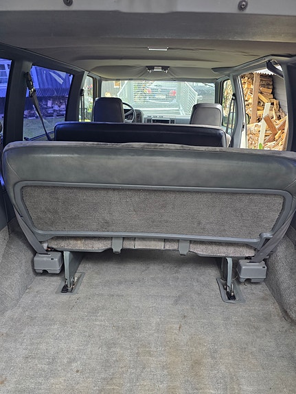 Chevrolet Astro 4 of 5