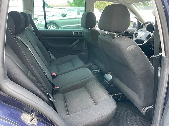 Volkswagen Golf I 5 of 5