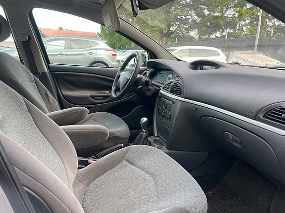 Citroen C5 4 of 5