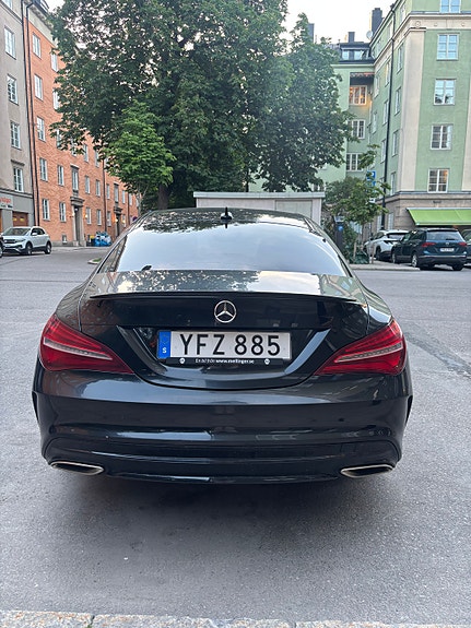 Mercedes-Benz CLA200 4 of 5