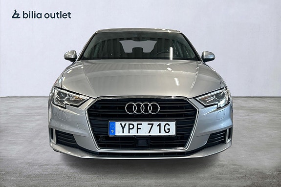 Audi A3 3 of 5