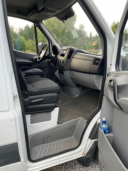 Mercedes-Benz Sprinter 318 3 of 5