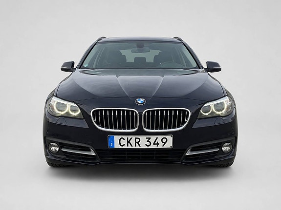 BMW 530d 3 of 5