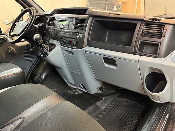 Ford Transit 12 of 16