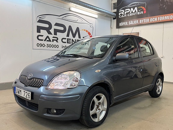 Toyota Yaris 4 of 5