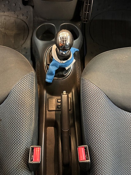 Toyota Yaris 15 of 17