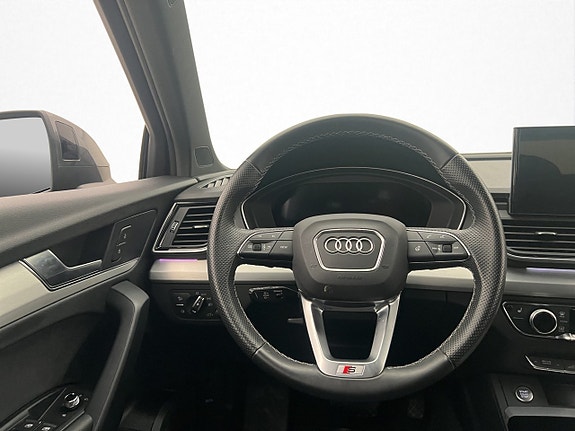 Audi Q5 15 of 30