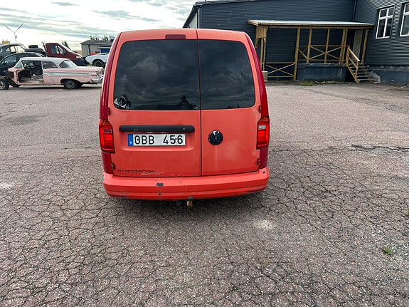 Volkswagen Caddy 5 of 5