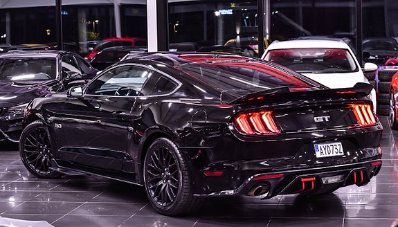 Ford Mustang 5 of 5