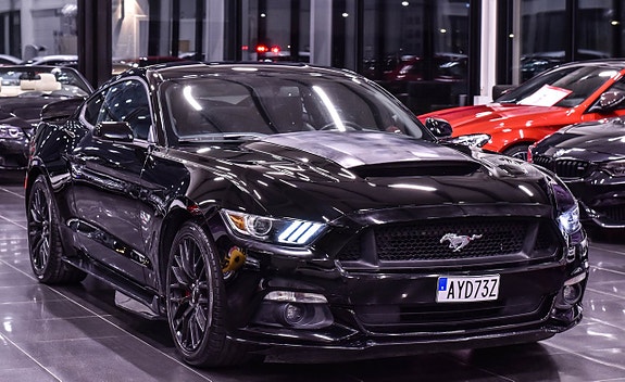 Ford Mustang 7 of 22