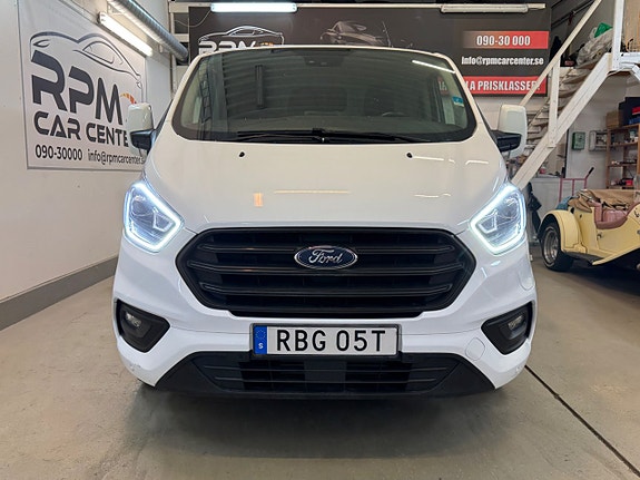 Ford Transit Custom 4 of 5