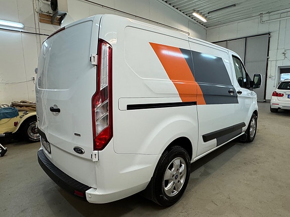 Ford Transit Custom 6 of 18