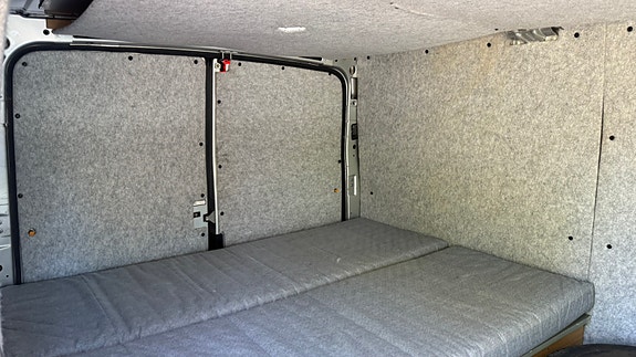 Ford Transit T260 3 of 5