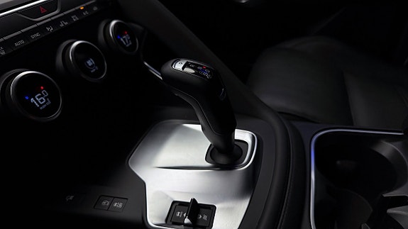 Jaguar E-PACE 25 of 30
