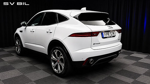 Jaguar E-PACE 6 of 30