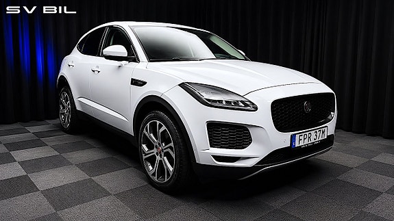 Jaguar E-PACE 9 of 30