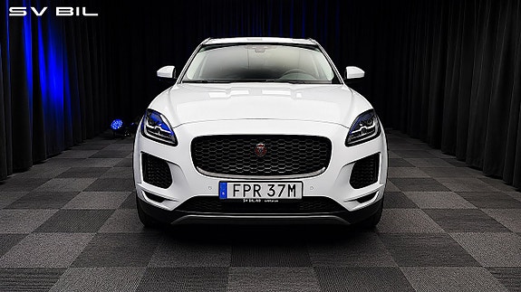 Jaguar E-PACE 2 of 30