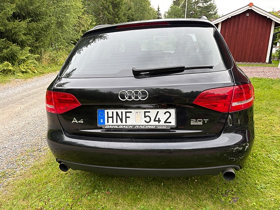 Audi A4 4 of 5