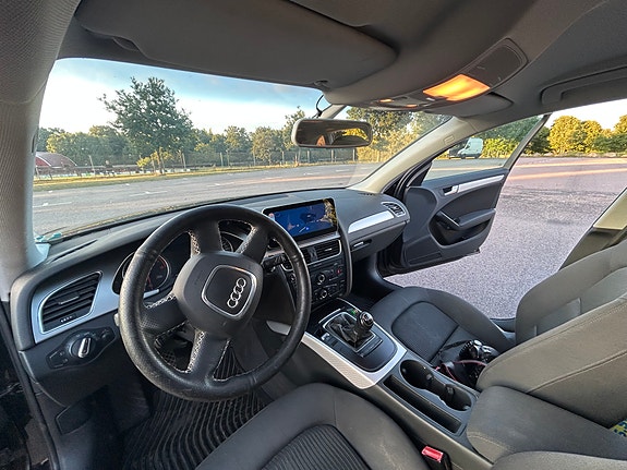 Audi A4 5 of 5