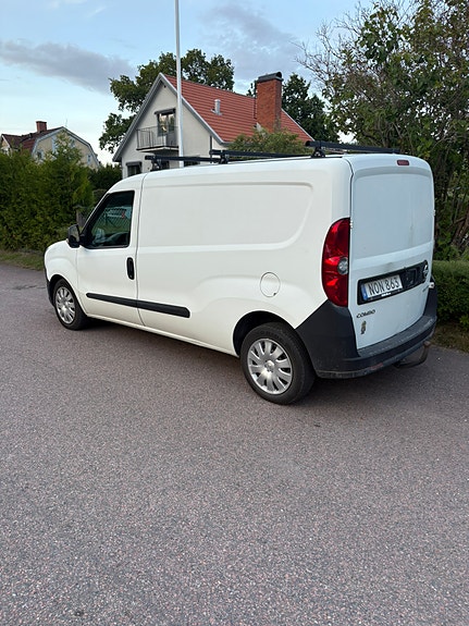 Opel Combo 2 of 5