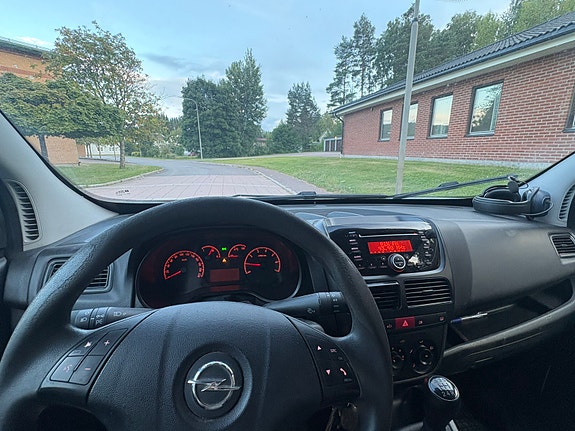 Opel Combo 3 of 5
