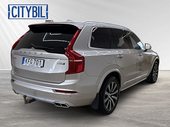 Volvo XC90 4 of 5