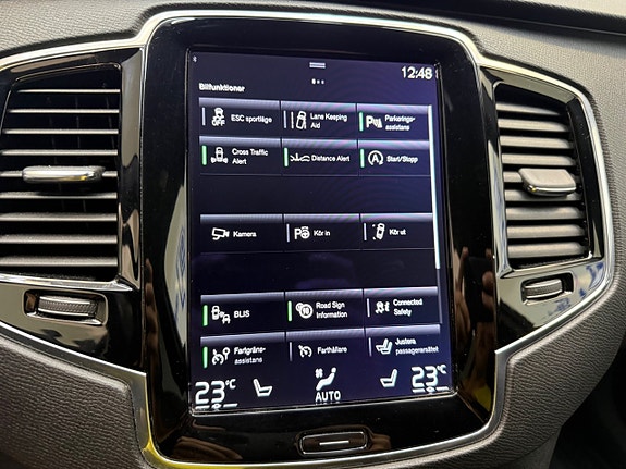 Volvo XC90 19 of 26