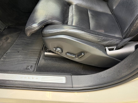 Volvo XC90 13 of 26
