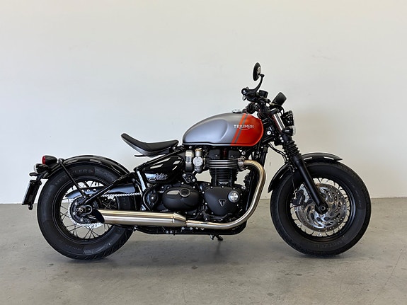 Triumph Bonneville Bobber 1200 ABS *75mil*Sommarkampanj* 2 of 5
