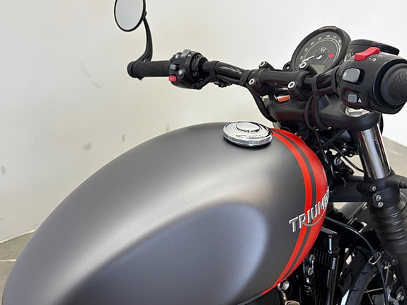 Triumph Bonneville Bobber 1200 ABS *75mil*Sommarkampanj* 5 of 5