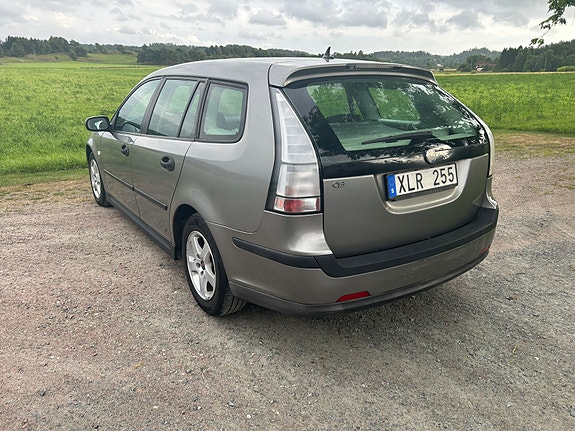 Saab 9-3 4 of 5