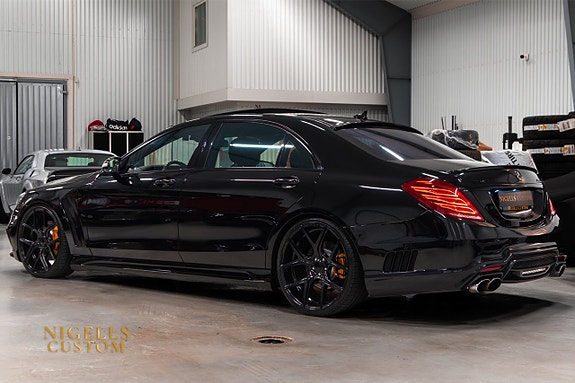 Mercedes-Benz S550 10 of 25