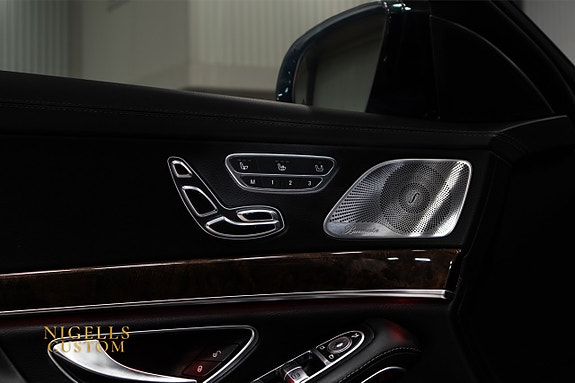 Mercedes-Benz S550 23 of 25