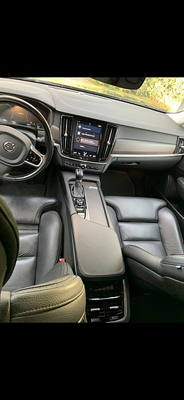 Volvo V90 Cross Country 3 of 5