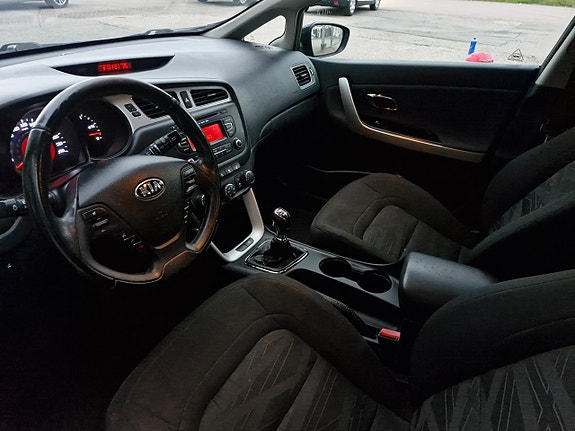Kia Ceed 5 of 5