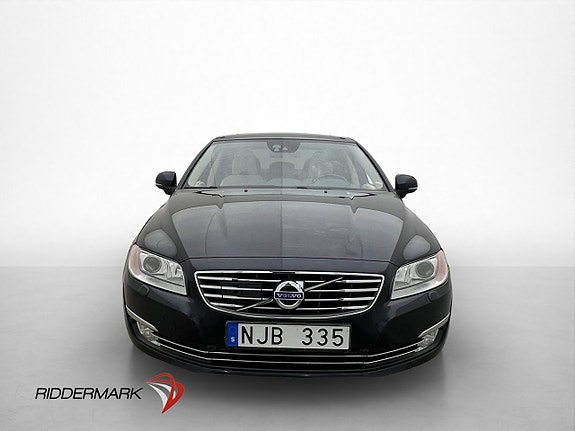 Volvo S80 2 of 5