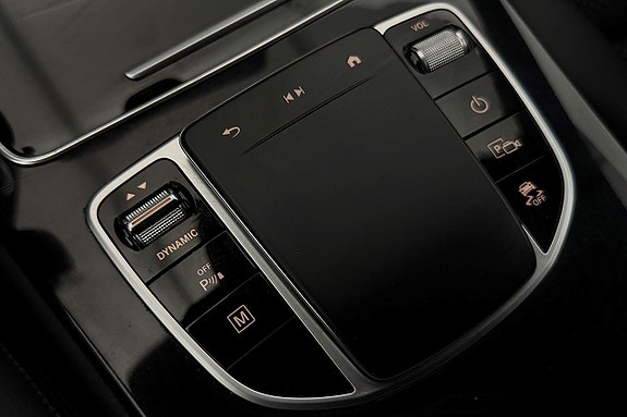 Mercedes-Benz GLC300 de 29 of 30