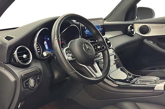 Mercedes-Benz GLC300 de 12 of 30