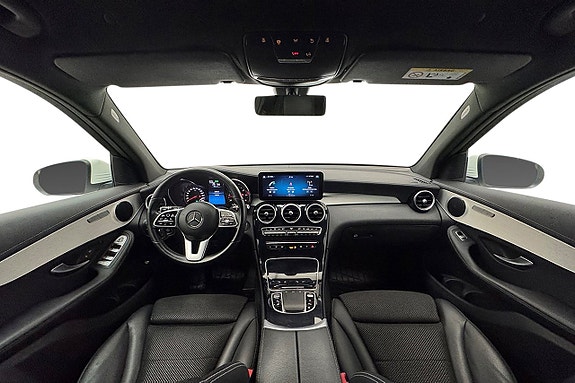 Mercedes-Benz GLC300 de 15 of 30