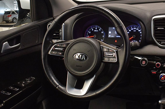 Kia Sportage 10 of 29