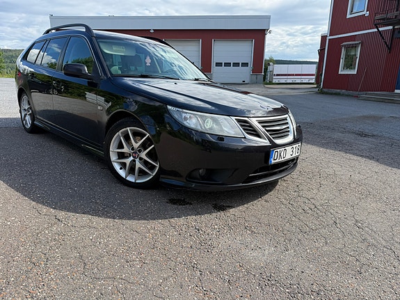 Saab 9-3 2 of 5